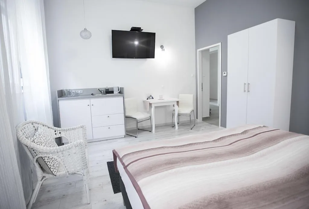 City Center Studio Apartmanok Szeged Hungary