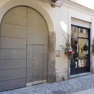 Casa Di Diego , Como Italy