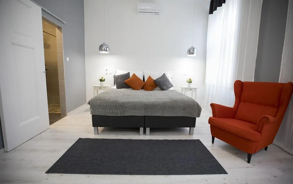 City Center Studio Apartmanok Szeged Apartment